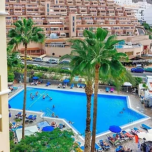  Apartamento Peaceful & Bright Loft, Heated Pool, Netflix, Free Wifi & Parking, Tennis